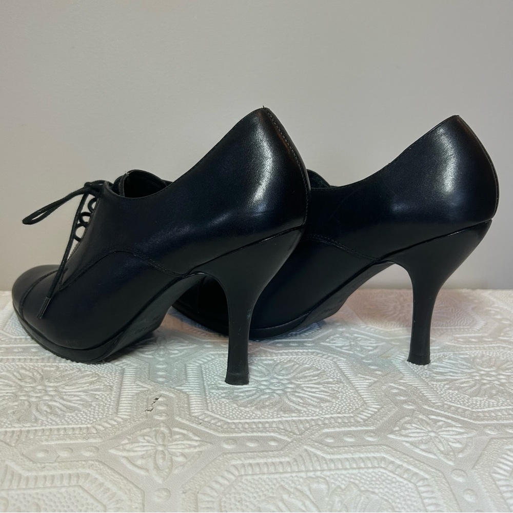 Pegabo Black Leather High Heel Shooties Sz 8.5 EUC - Picture 5 of 12
